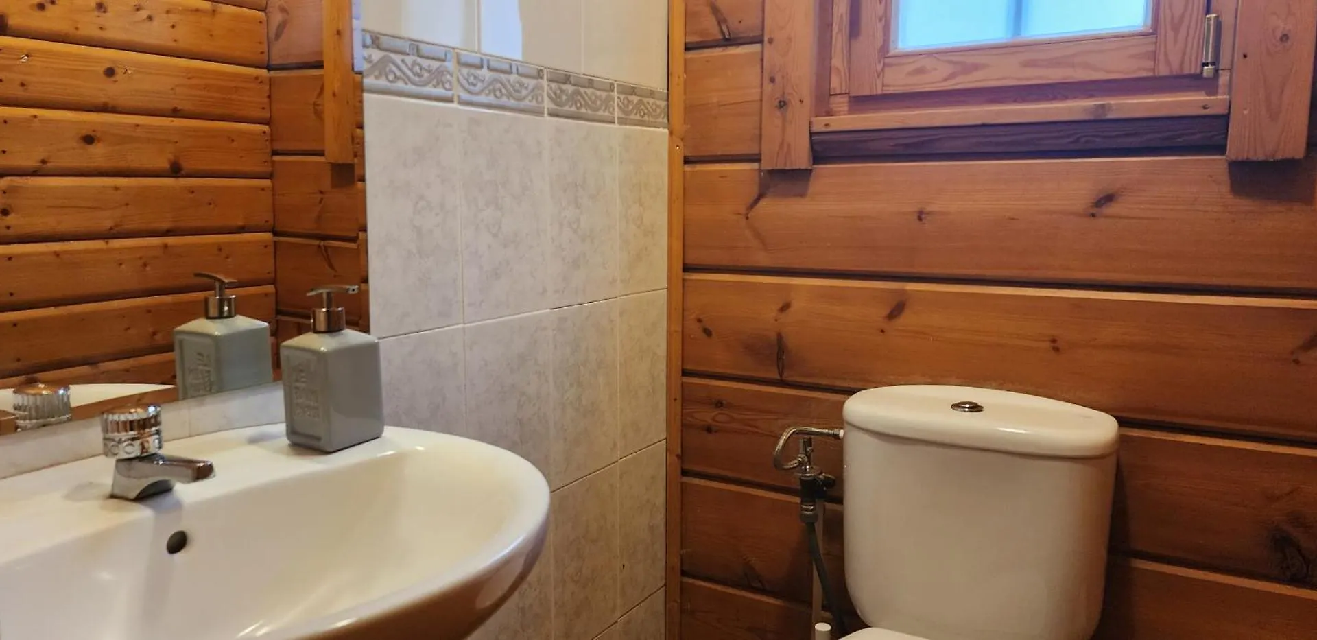 Los Pedregales Complejo Rural Estepona Apartment